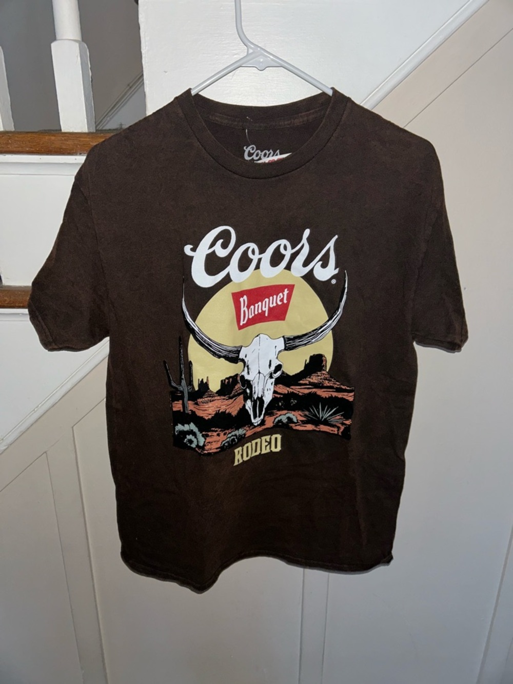 Coors - Men’s Medium - Rodeo Brown Tee